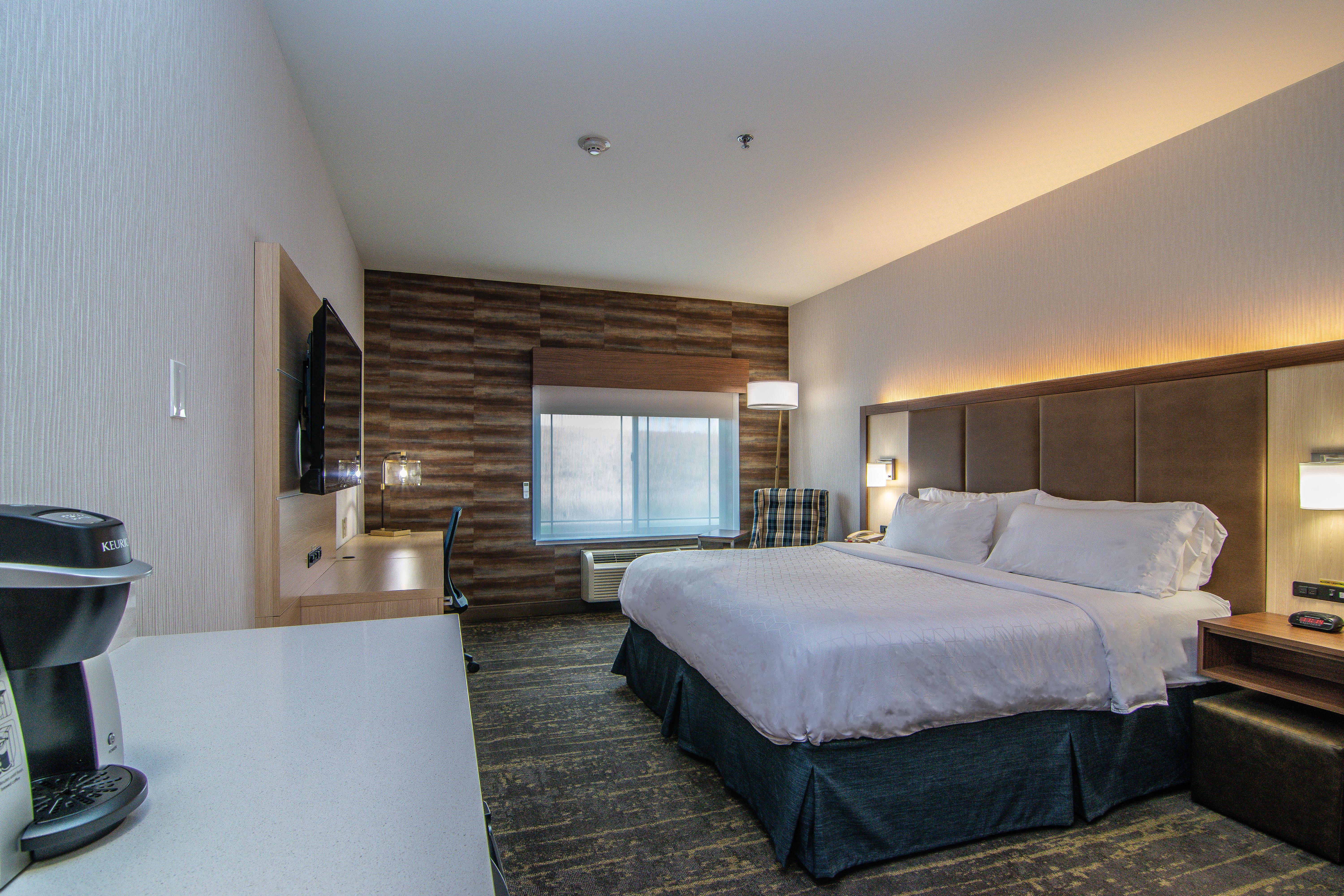 Holiday Inn Express Hotel & Suites Kalispell By Ihg Buitenkant foto